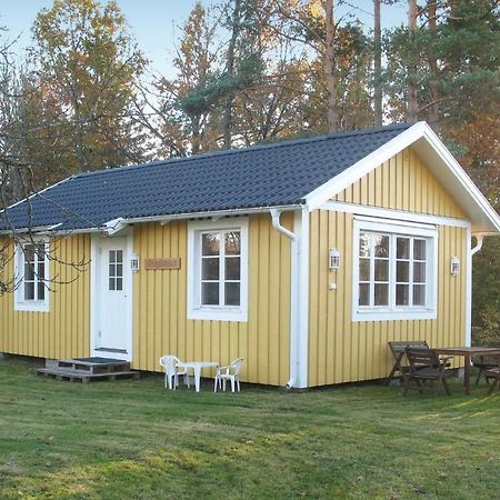 Gorgeous Home In Silverdalen With Kitchen Eksteriør bilde